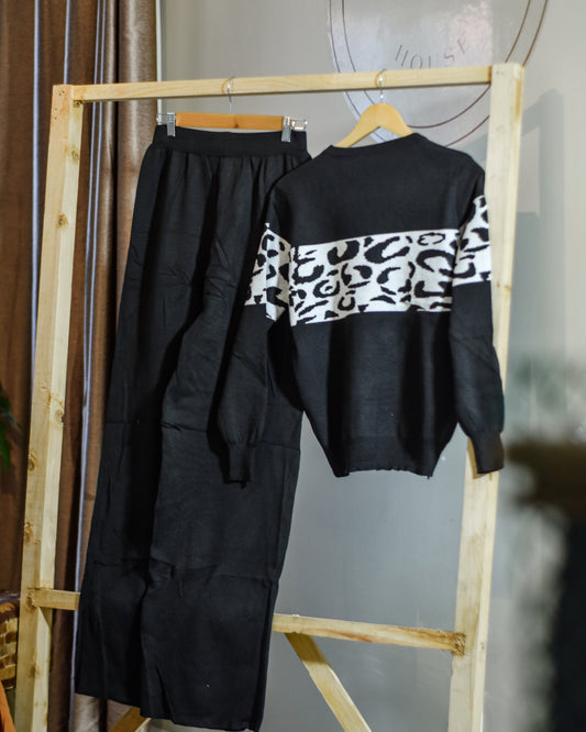 Two-Piece Knitted Sweater Top and Trouser Set (Animal Print Detail)